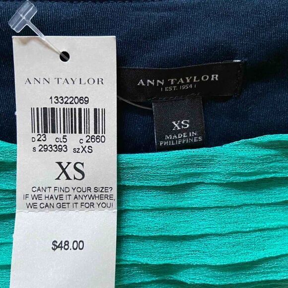 NWT ANN TAYLOR Pleated top with colorblock stripes size XS	| - Picture 5 of 9